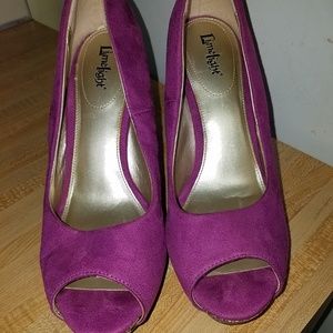 LimeLight purplr suede shoes sz 8